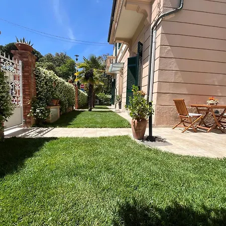 Апартаменти Monolocale Pura Vida В'яреджо